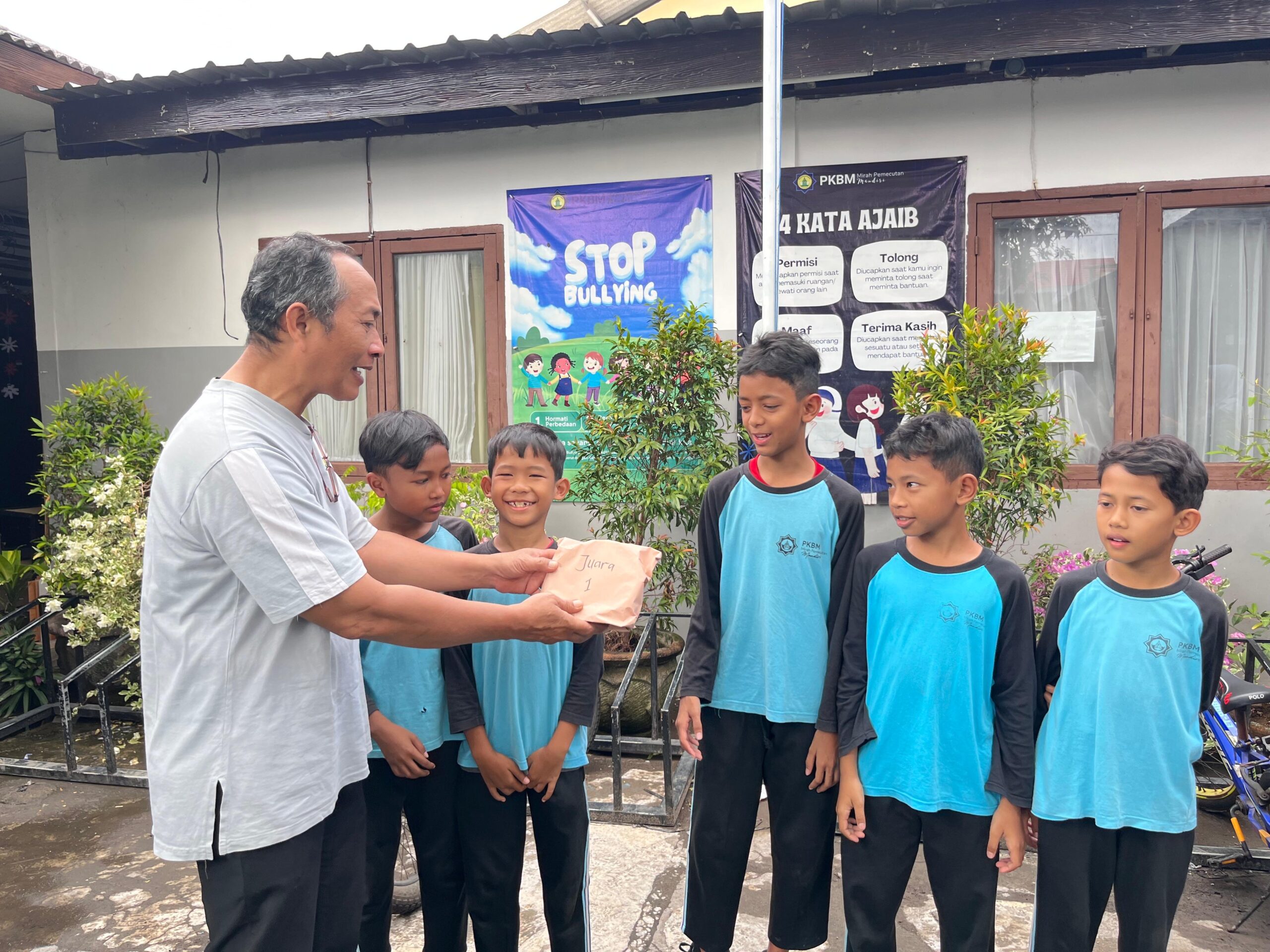 efd6c30d-8abe-4e88-9909-6b8d884d1ba0